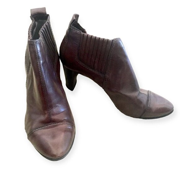 Vintage‎ Y2K Costume National side gore brown booties 38.5 EU - Picture 2 of 14